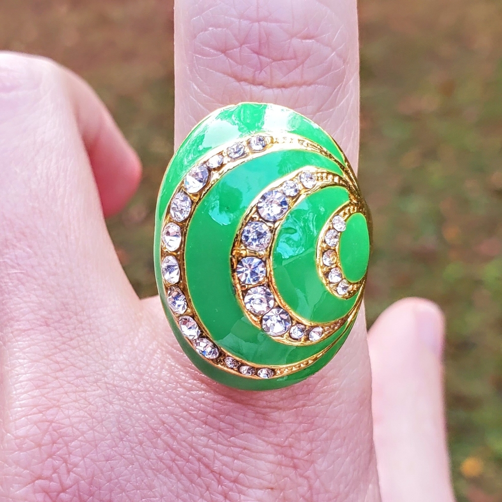 Green Easter Egg Swirl Crystal Ring Size 9